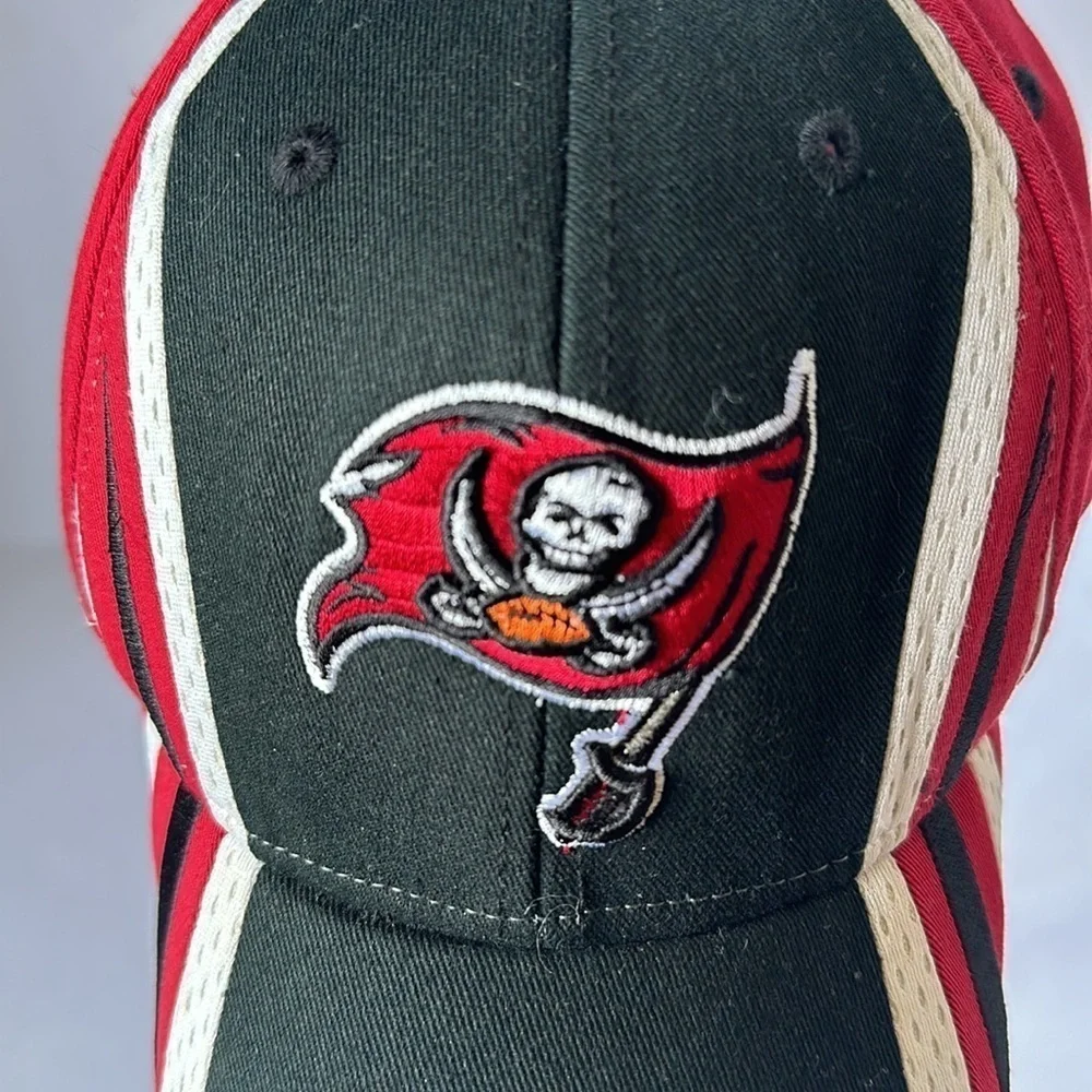 NFL Tampa Bay Buccaneers Team Apparel Reebok Hat